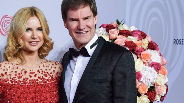 Die Schauspielerin Veronica Ferres und der Finanzunternehmer Carsten Maschmeyer besuchen eine Charity-Gala (2018).