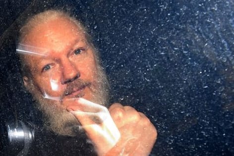 Julian Assange: Die USA wollen den 50-Jährigen unter anderem wegen der Veröffentlichung geheimer Dokumente vor Gericht stellen.