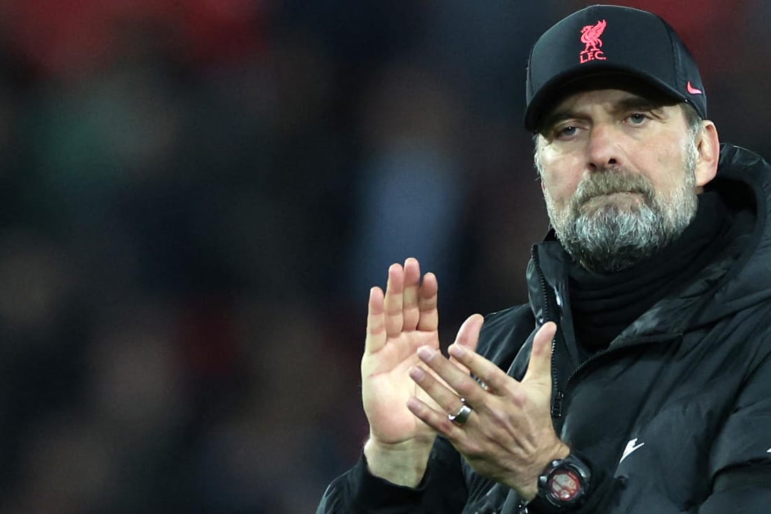 Jürgen Klopp: Liverpools Trainer applaudierte den "Reds"-Fans für ihren Umgang mit Cristiano Ronaldos Schicksalsschlag.