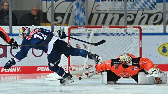 EHC Red Bull München - Grizzlys Wolfsburg