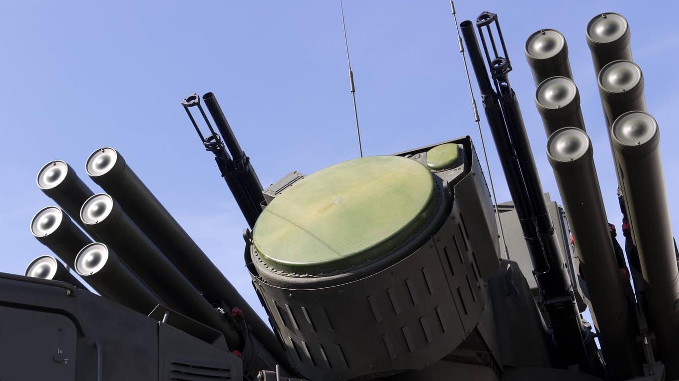 Ein russisches Raketenabwehrsystem (Symbolbild): Offenbar soll es auch an die Hisbollah geliefert werden.