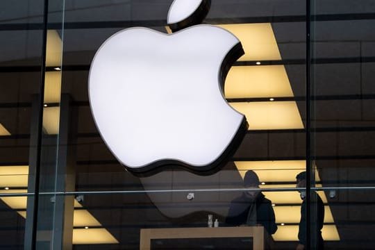 Der Technologie-Riese Apple macht Google mit seinem verbesserten Kartendienst Konkurrenz: Mehr Details und optimierte Navigationsfunktionen warten zunächst auf Nutzer in München.