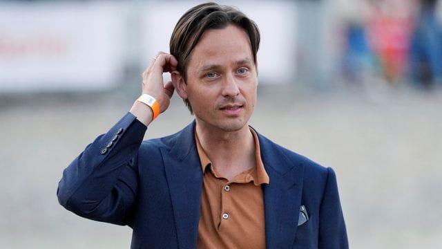 Düstere Songs von Tom Schilling.