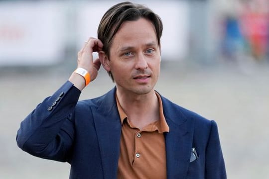 Düstere Songs von Tom Schilling.