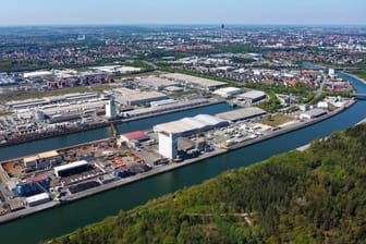 Der Hafen Nürnberg aus der Vogelperspektive (Symbolbild): Der Bund Naturschutz hat den Hafen als Standort für das umstrittene ICE-Werk vorgeschlagen.