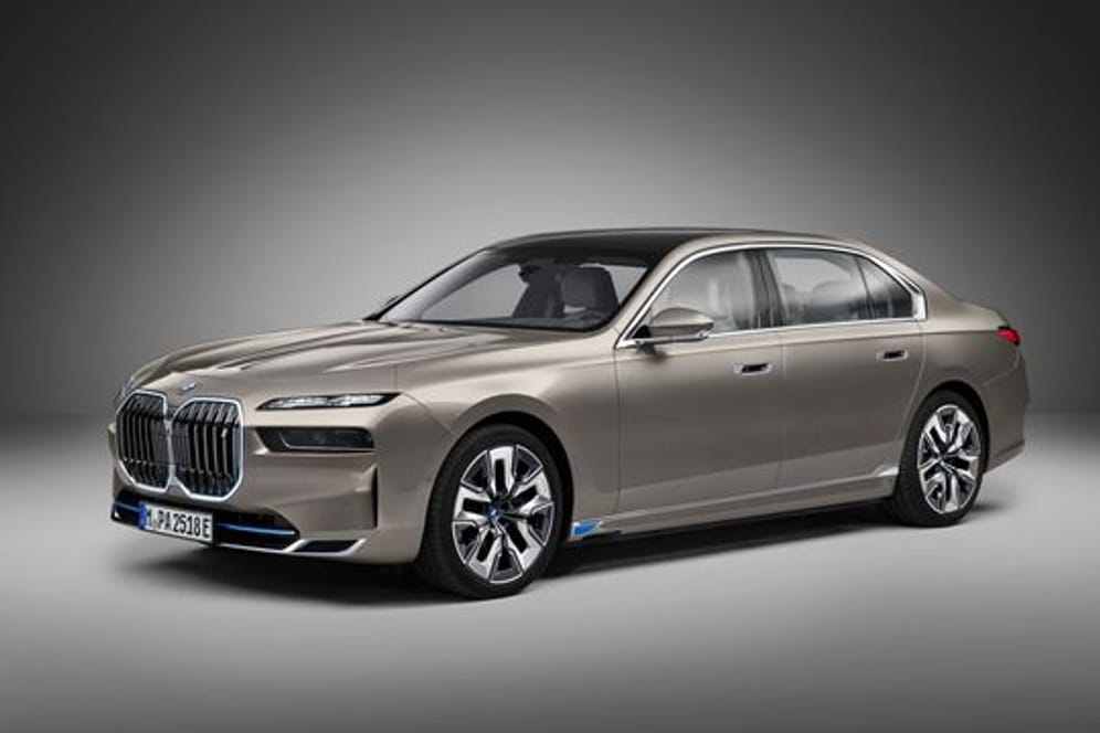 Zugespitztes Design, neuer Look bei den Leuchten: Der neue BMW 7er kommt noch in diesem Jahr in den Handel.
