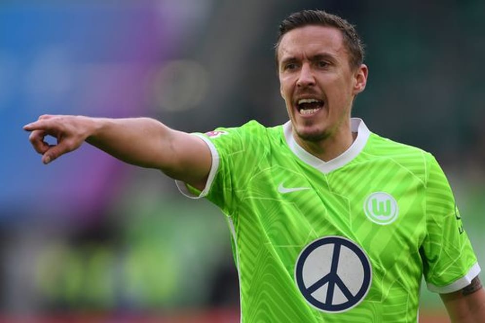 Hat die beim VfL Wolfsburg in ihn gesetzten Erwartungen noch nicht erfüllt: Max Kruse gestikuliert.