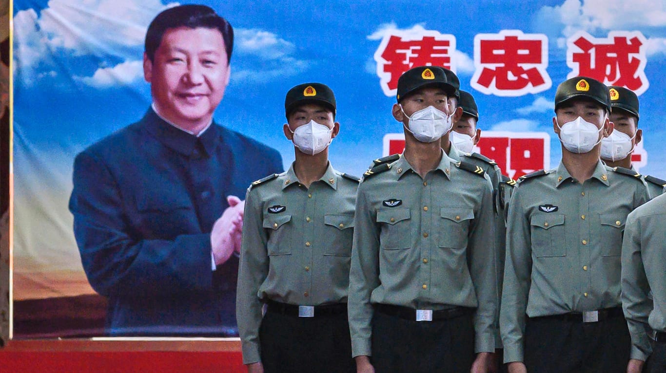 Volle Kontrolle: Dieses Bild möchte Chinas Präsident Xi in diesem wichtigen innenpolitischen Jahr vermitteln – doch die Omikronvariante bringt sein Null-Covid-Modell an seine Grenzen