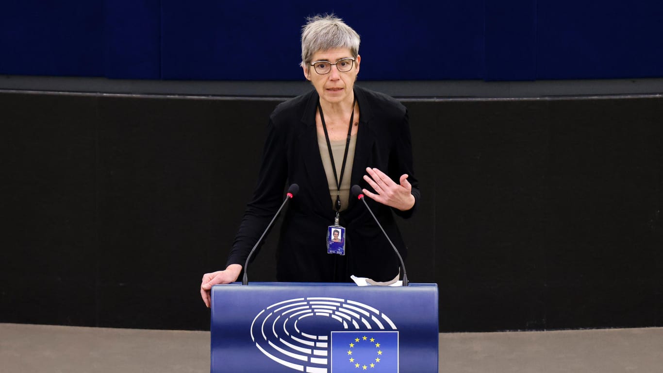 Deutsche EU-Abgeordnete Jutta Paulus (Archiv): Gemeinsam mit vier anderen Klägerinnen fordert sie Zugang zu den vollständigen Unterlagen.