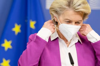 EU-Kommissionspräsidentin Ursula von der Leyen: Die Behörde sei stets transparent gewesen.