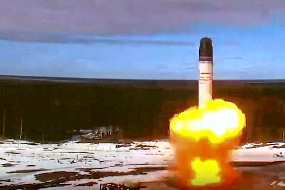 Vor wenigen Tagen hat Russland eine ballistische Interkontinentalrakete getestet, die weit entfernte Länder erreichen kann.