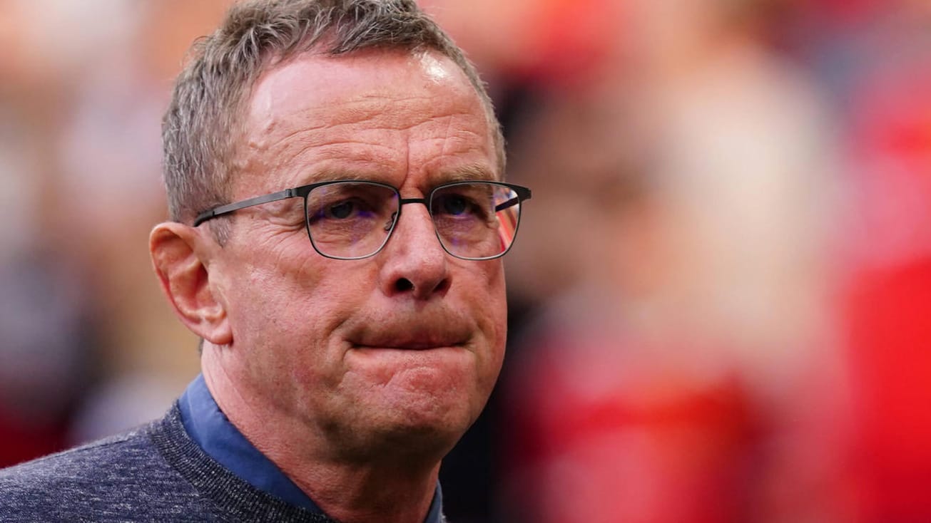 Ralf Rangnick: Der aktuelle Trainer von Manchester United hat seinem Nachfolger Erik ten Hag eine schwere Aufgabe prophezeit.