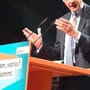 Endspurt im NRW-Wahlkampf: Wüst und Merz attackieren die SPD