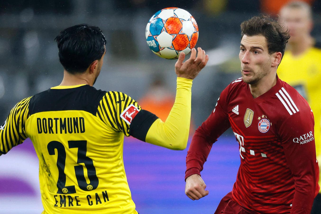 Emre Can (l.) und Leon Goretzka: Die Bayern können heute Meister werden.
