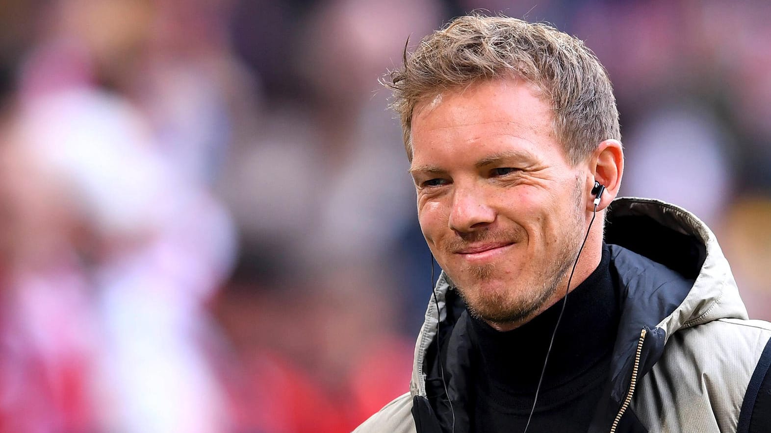 Julian Nagelsmann: Der Bayern-Coach hat sich für einen lockeren Spruch entschuldigt.