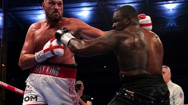 Tyson Fury (l) hat Dillian Whyte k.