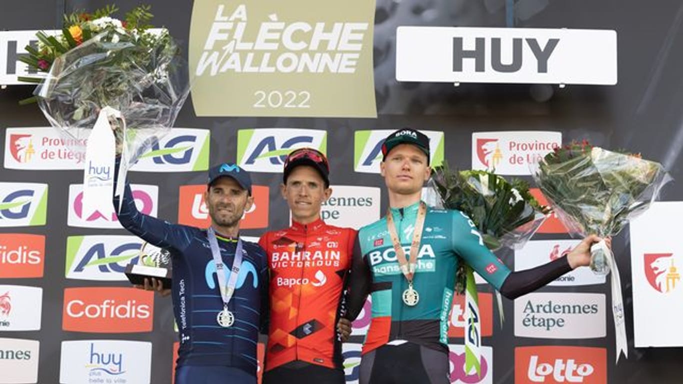 Alejandro Valverde (l) zeigte sich am Mittwoch mit Platz zwei beim Flèche Wallonne in starker Verfassung.