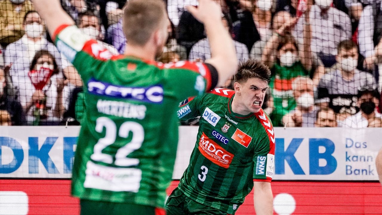Piotr Chrapkowski vom SC Magdeburg feiert einen Treffer. Piotr Chrapkowski vom SC Magdeburg feiert einen Treffer.