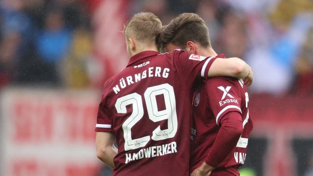 1. FC Nürnberg - SV Sandhausen 1. FC Nürnberg - SV Sandhausen