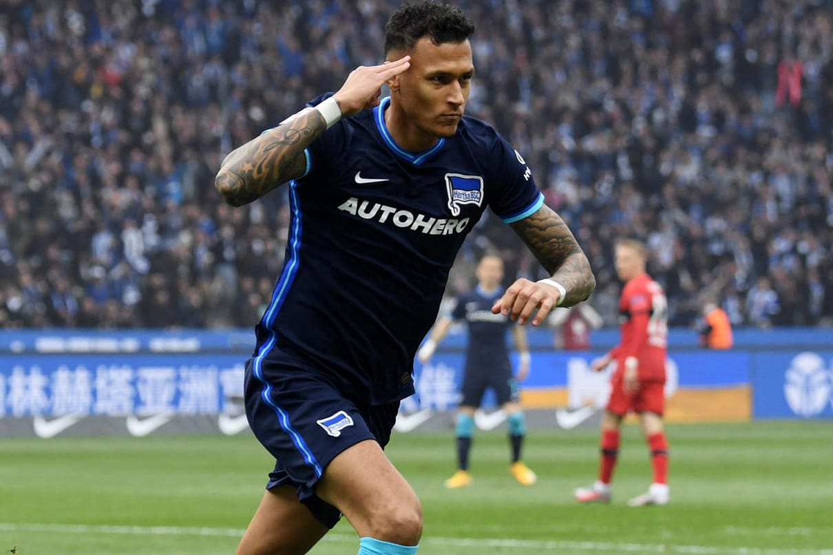 Jubel: Herthas Davie Selke feiert seinen Treffer zur Führung gegen Stuttgart.