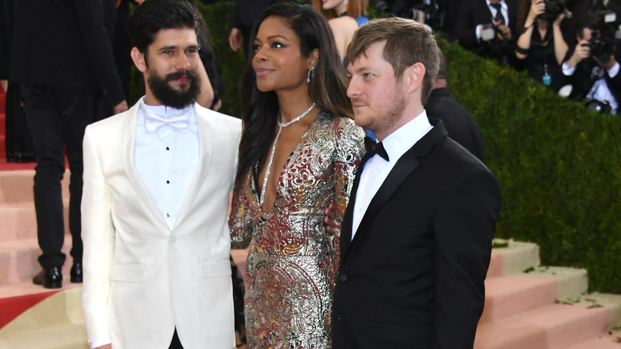 Met-Gala 2016: Ben Whishaw mit Naomie Harris und Mark Bradshaw