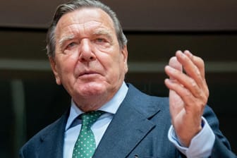 Gerhard Schröder: Der Altkanzler steht wegen seiner Putin-Nähe massiv in der Kritik.