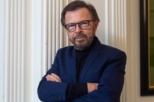 Björn Ulvaeus wird 77 Jahre alt.