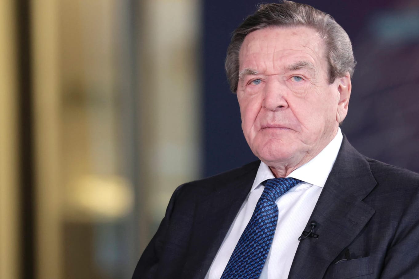 Gerhard Schröder: Der Altkanzler steht aufgrund seiner Tätigkeiten in der russischen Energiewirtschaft massiv in der Kritik.