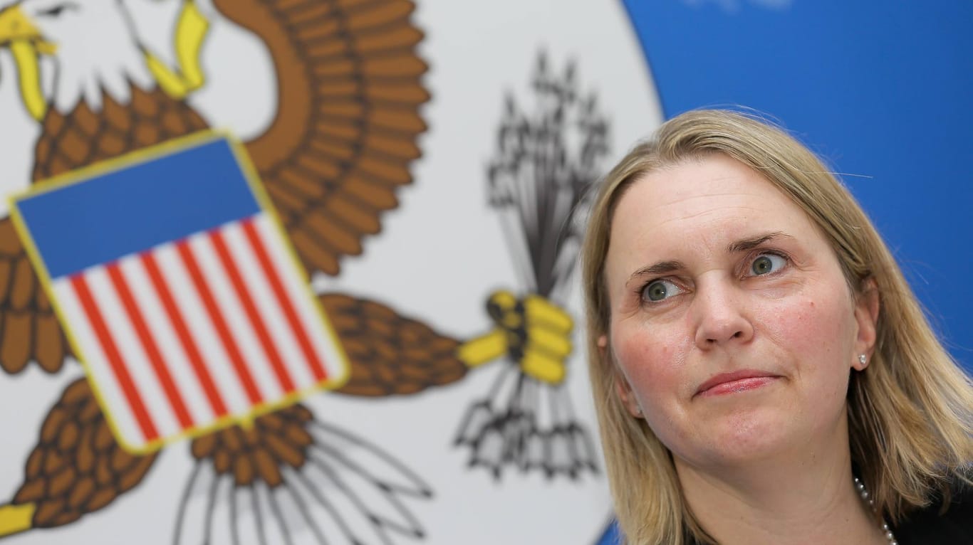 Bridget Brink: Die Diplomatin hat für die USA bereits in zahlreichen osteuropäischen Ländern gearbeitet.