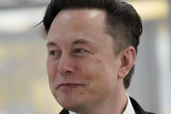 Elon Musk: Der Tesla-Chef hat nun das soziale Medium Twitter gekauft.