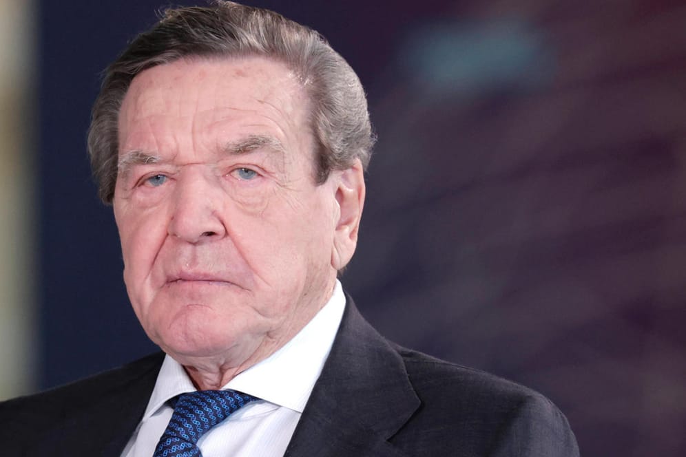 Gerhard Schröder: Er distanziert sich weiterhin nicht von seinem Freund Wladimir Putin.