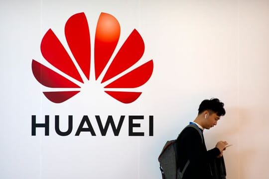 Chinas Telekomriese Huawei will sich den US-Sanktionen mit massiven Innovationen entgegenstemmen.