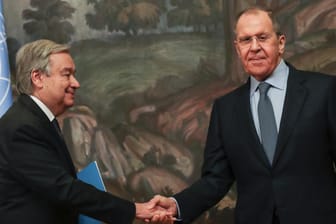 Guterres und Lawrow: Nach dem Treffen mit dem russischen Außenminister steht für den UN-Generalsekretär auch ein Gespräch mit dem russischen Präsidenten Putin auf dem Programm.