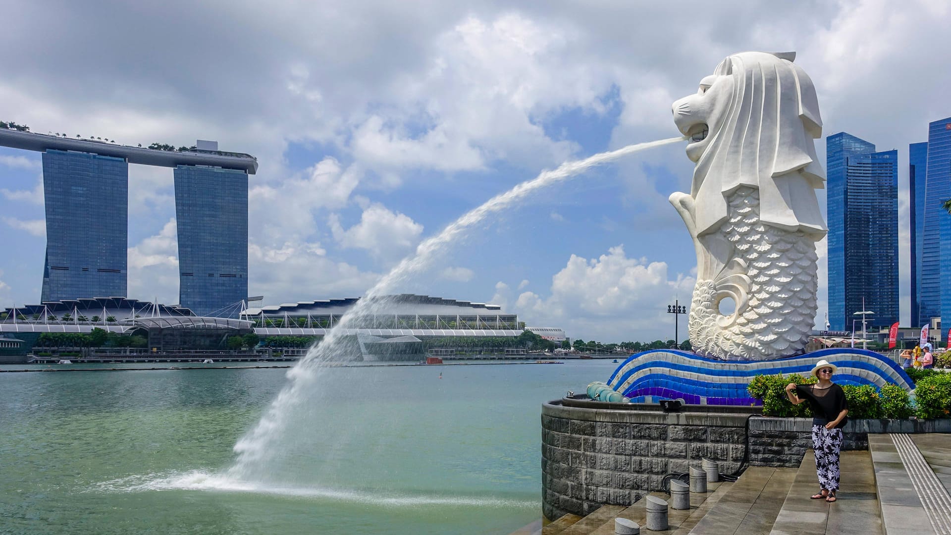 Das Wahrzeichen von Singapur, der Wasser speiende Löwe (Symbolbild): Ein 46-Jähriger ist wegen eines Drogenvergehens erhängt worden. Das Wahrzeichen von Singapur, der Wasser speiende Löwe (Symbolbild): Ein 46-Jähriger ist wegen eines Drogenvergehens erhängt worden.