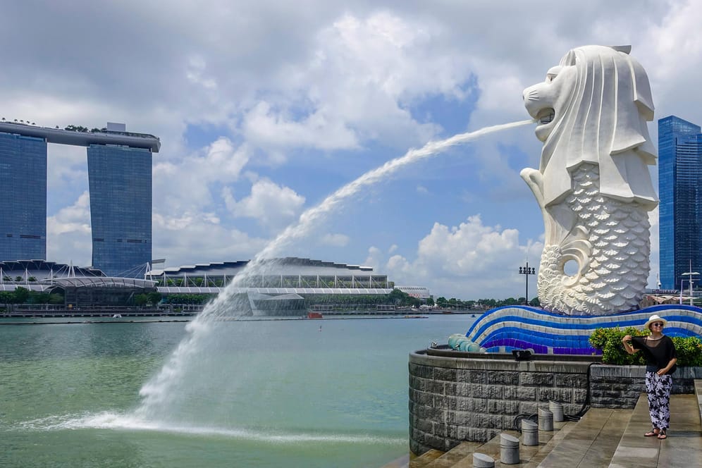 Das Wahrzeichen von Singapur, der Wasser speiende Löwe (Symbolbild): Ein geistig Behinderter ist offenbar in der Nacht hingerichtet worden.