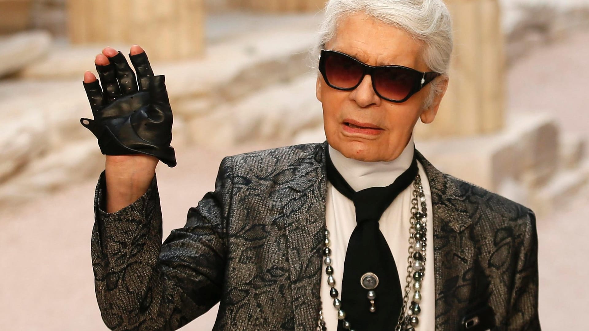 Karl Lagerfeld: Der Designer sammelte 600 iPods.