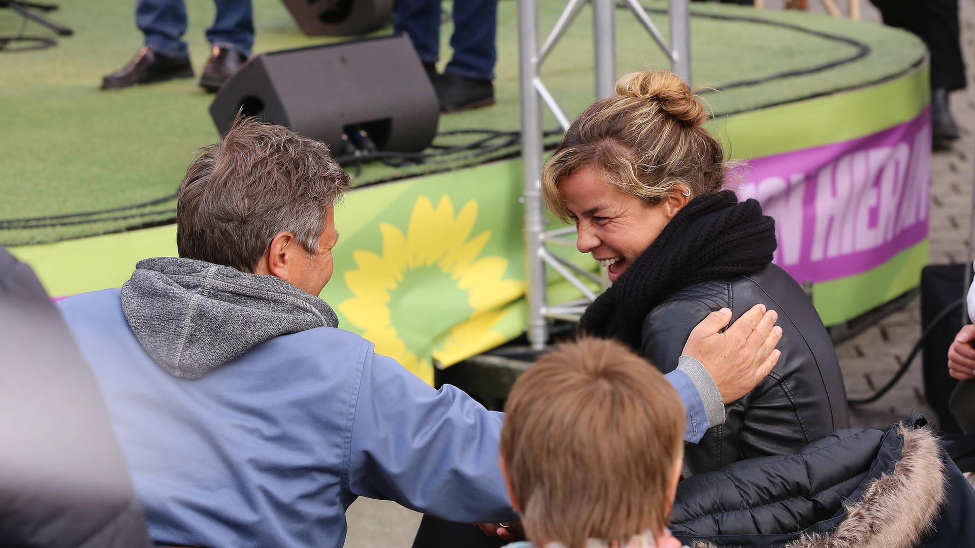 Auf Wahlkampftour: Mona Neubaur mit Robert Habeck.