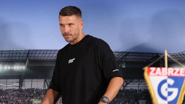 Lukas Podolski spielt seit letztem Sommer bei Górnik Zabrze in Polen. Lukas Podolski spielt seit letztem Sommer bei Górnik Zabrze in Polen.