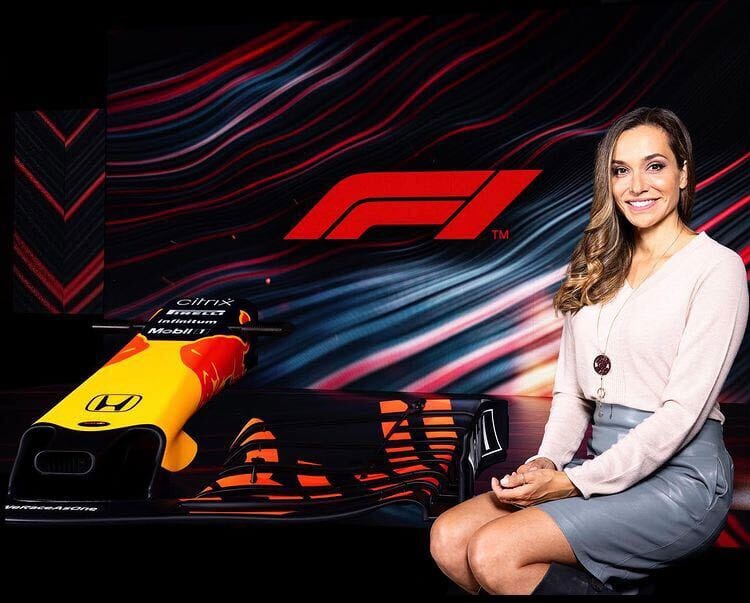 Andrea Schlager bei der Arbeit: Für den österreichischen Sender "Servus TV" begleitet sie die Formel 1.