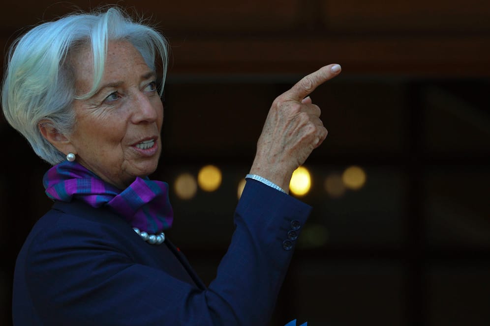 EZB-Chefin Christine Lagarde (Symbolbild): Die Zinswende könnte im Sommer kommen.