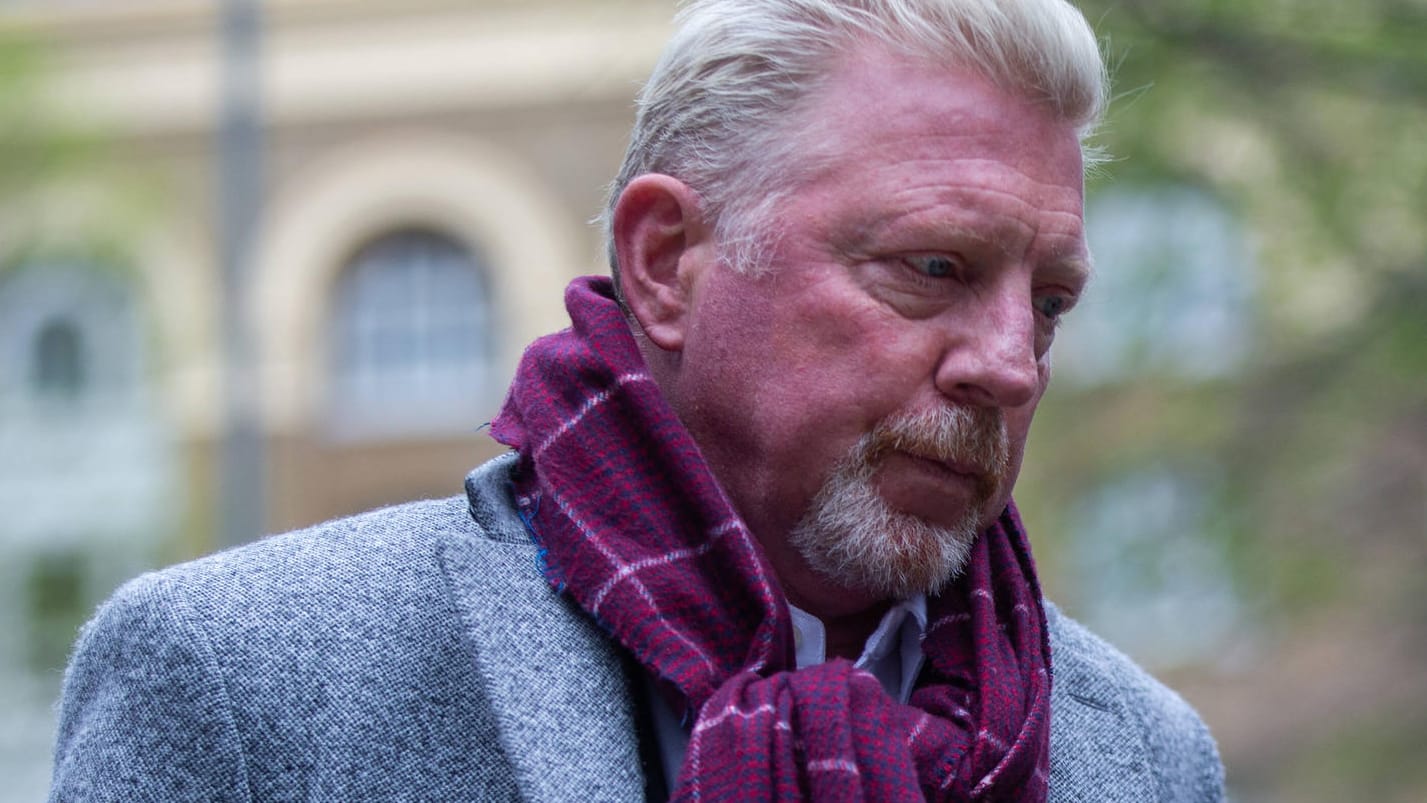 Nachdenkliche Miene: Boris Becker Anfang April auf dem Weg in den Londoner Gerichtssaal. Am Freitag erfährt die Tennislegende ihr Strafmaß.