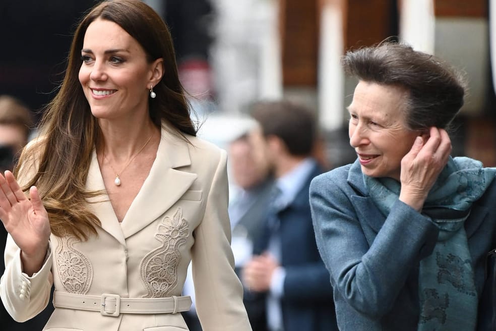 Herzogin Kate und Prinzessin Anne: Die beiden besuchten am Mittwoch zwei Hebammenorganisationen in London.