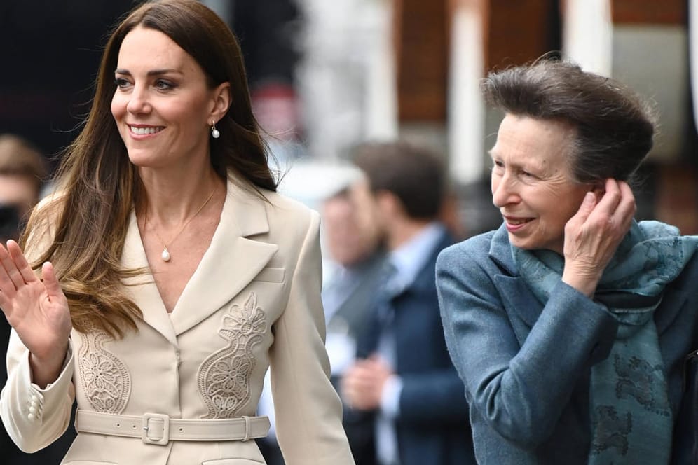 Herzogin Kate und Prinzessin Anne: Die beiden besuchten am Mittwoch zwei Hebammenorganisationen in London.