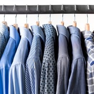 Herrenhemden im Sale: Mode von Tom Tailor, Tommy Jeans und Co. im Angebot sichern.