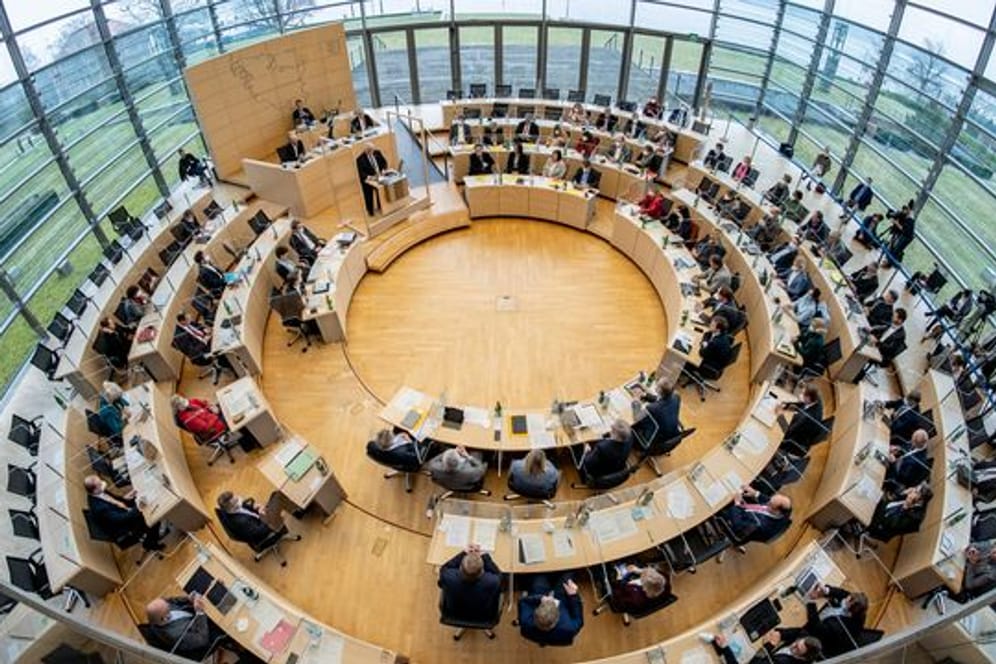 Plenarsaal im schleswig-holsteinischen Landtag