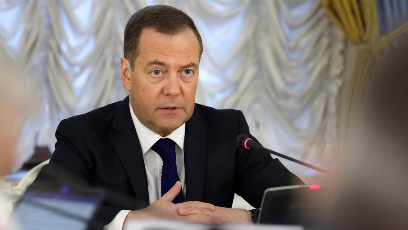Dmitri Medwedew: Der frühere russische Präsident äußert sich im Ukraine-Krieg immer wieder scharf.