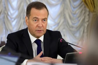 Dmitri Medwedew: Der frühere russische Präsident äußert sich im Ukraine-Krieg immer wieder scharf.