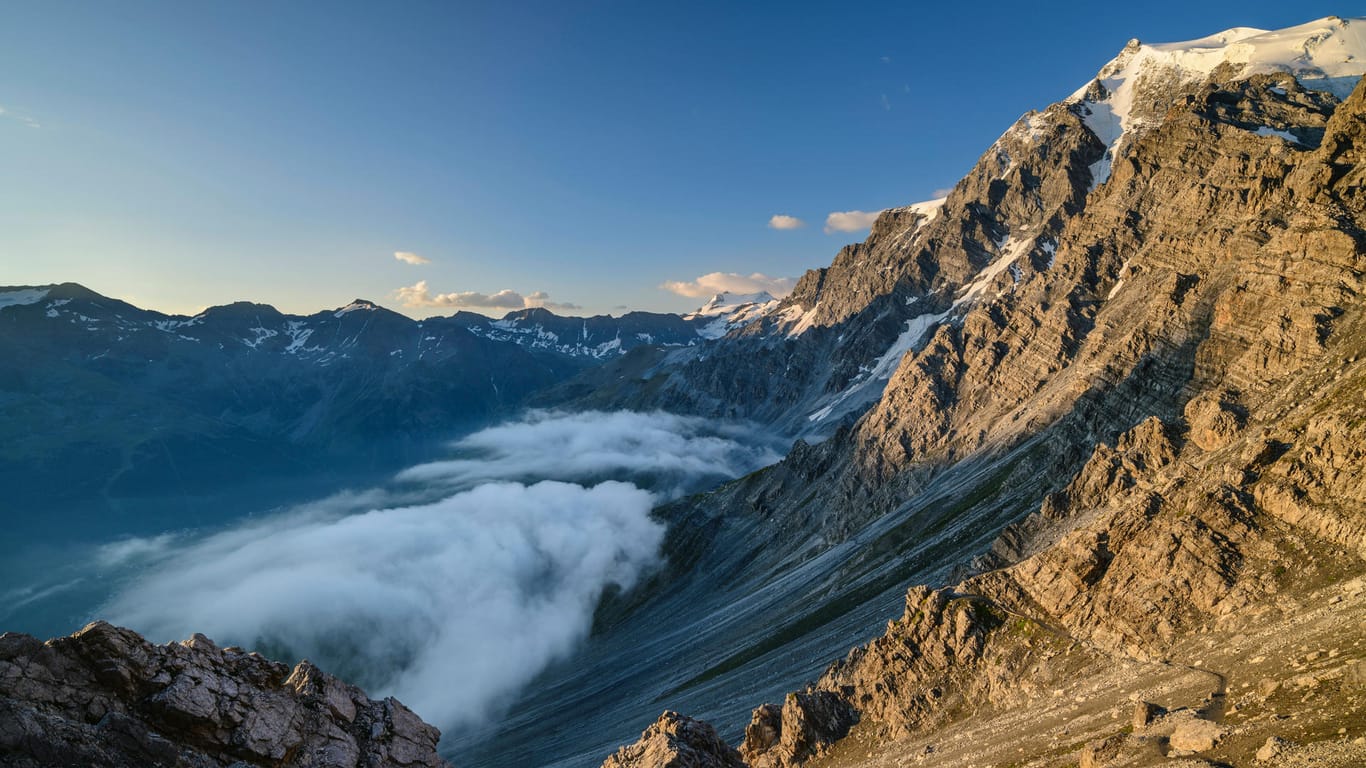Die Ortler-Alpen in Südtirol (Archivbild): Zwei Menschen sind wegen einer Lawine gestorben.