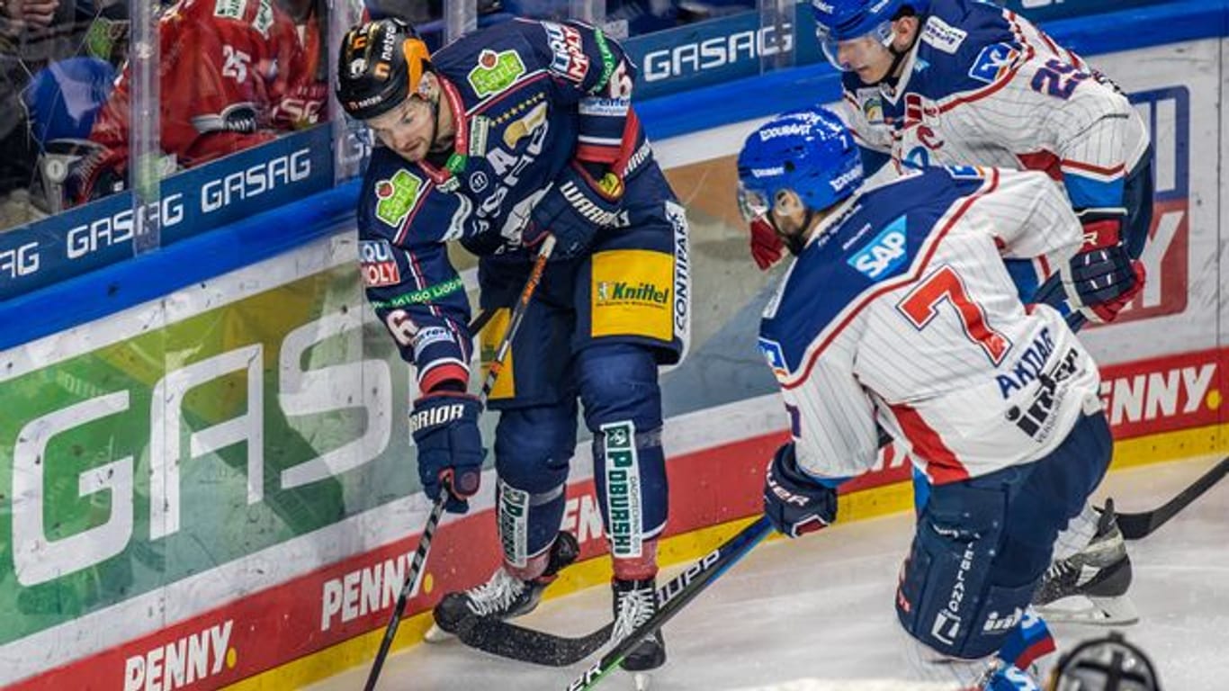 Eisbären Berlin - Adler Mannheim