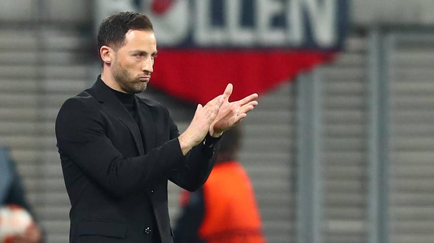 Domenico Tedesco: Der Trainer der Leipziger peitschte sein Team immer wieder nach vorne.